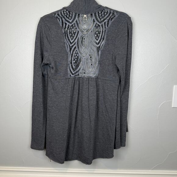 Live and Let Live Gray Cardigan Small Boho Crochet Back Drape Open Front - Picture 5 of 8